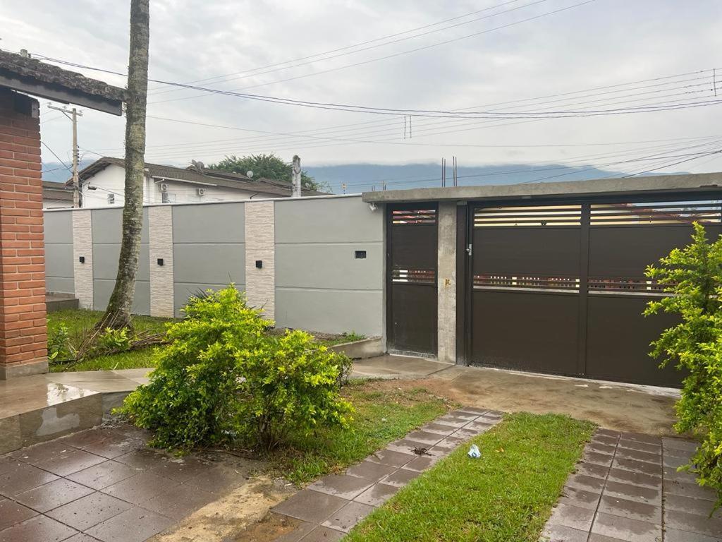 Casa Para Alugar Em Bertioga - Piscina, Wifi E Churrasqueira Villa Luaran gambar